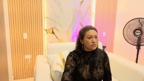 Madam Hott  online show from September 9, 3:39 am