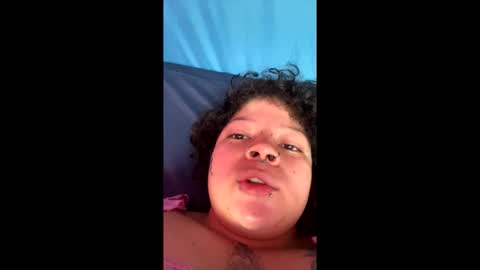 Snapshot of madam_sativa chatting on May 20, 7:31 pm di online show from May 20, 7:31 pm