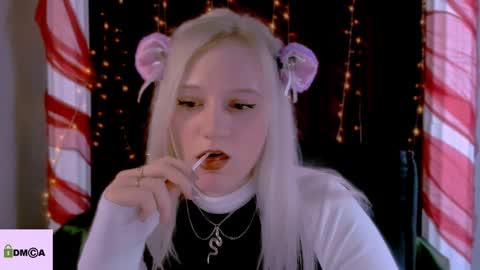 Ulis online show from December 26, 1:43 pm