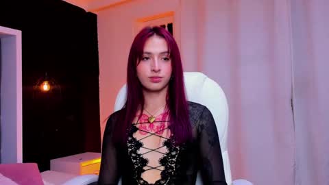 Snapshot of madame_lilith chatting on January 7, 11:16 am madame lilith online show from January 7, 11:16 am