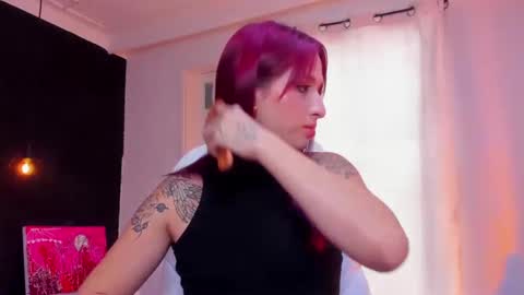 Snapshot of madame_lilith chatting on January 10, 5:56 pm madame lilith online show from January 10, 5:56 pm