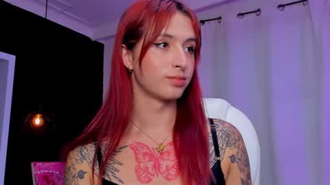 Snapshot of madame_lilith chatting on January 25, 2:25 pm madame lilith online show from January 25, 2:25 pm