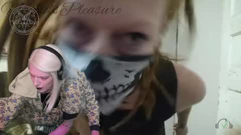 Madame Lucifer online show from April 14, 7:09 pm