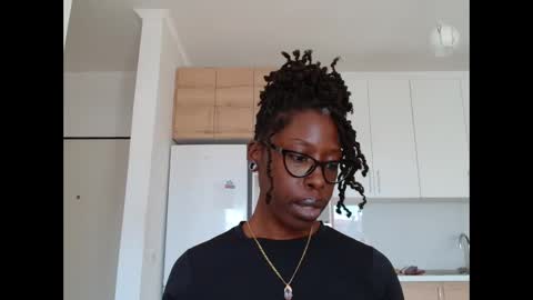 YourMadamIndigo online show from February 21, 10:38 am