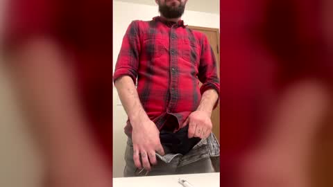 madbanjo online show from April 21, 7:28 pm