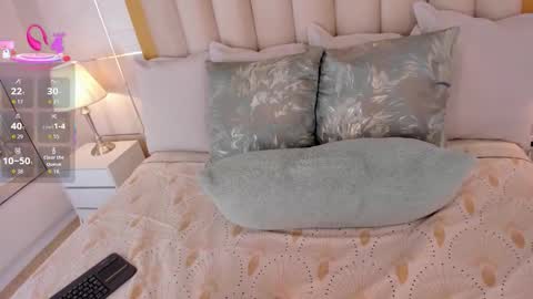 Snapshot of maddieparker chatting on September 13, 7:24 pm online show from September 13, 7:24 pm