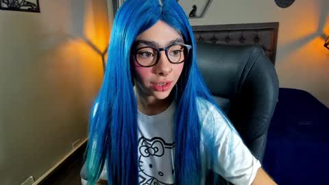 Maddie online show from December 11, 2:00 pm