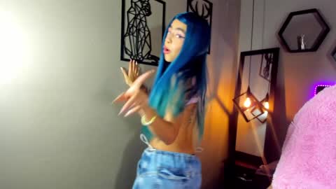 Maddie online show from January 11, 3:20 pm