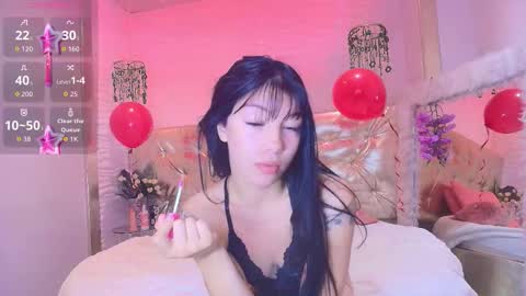 Snapshot of maddison_foxxx chatting on February 12, 1:28 pm Madisson online show from February 12, 1:28 pm