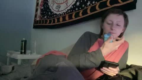 Snapshot of maddlips chatting on November 17, 10:15 pm Rat Boy online show from November 17, 10:15 pm