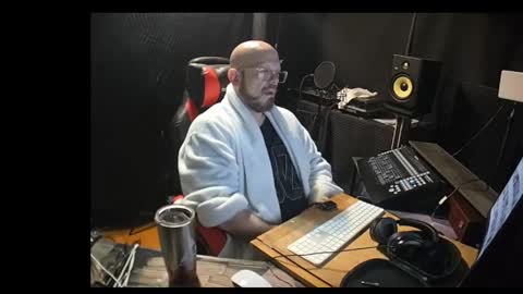 maddox840 online show from May 10, 6:40 am