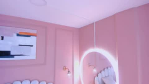 Maddy  online show from December 11, 2:52 am