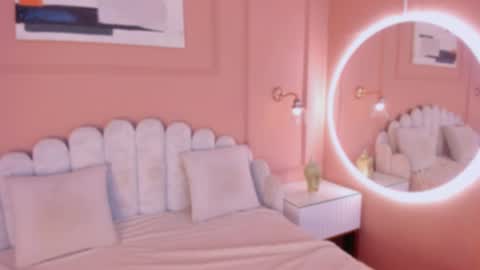 Maddy  online show from December 15, 2:52 am