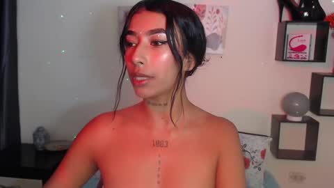 Maddy Parker  online show from February 21, 9:45 am