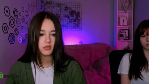 maddycats online show from November 27, 10:50 am