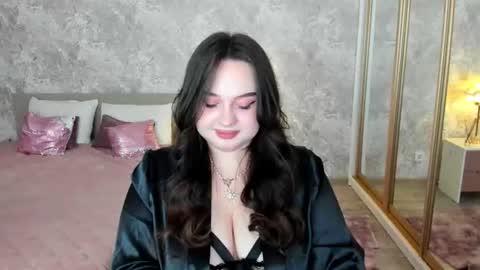 Snapshot of maddycrofte chatting on June 30, 6:53 pm Maddy online show from June 30, 6:53 pm