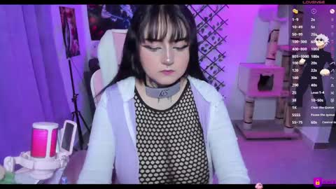 Maddy Foox online show from May 27, 11:13 pm