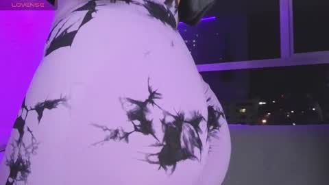   Please followme and rate me your thumbs up online show from November 9, 1:37 am