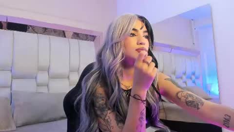 Snapshot of maddyperez8 chatting on June 11, 7:34 pm BELLA online show from June 11, 7:34 pm