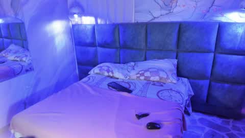 Snapshot of maddysexx_ chatting on April 22, 11:34 am Maddy online show from April 22, 11:34 am