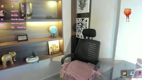 Snapshot of maddysexx_ chatting on April 24, 11:34 am Maddy online show from April 24, 11:34 am