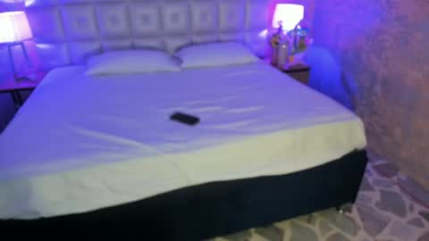 Snapshot of maddysexx_ chatting on May 13, 11:40 am Maddy online show from May 13, 11:40 am
