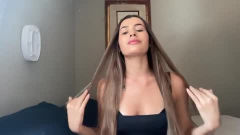 Maddy online show from April 7, 10:05 am