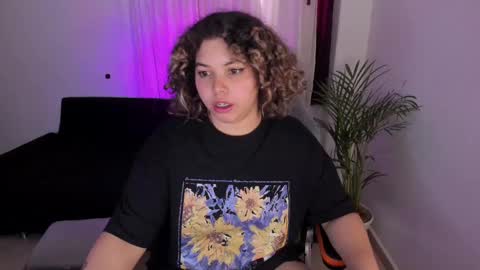 madelaine_taylor online show from January 11, 11:45 am