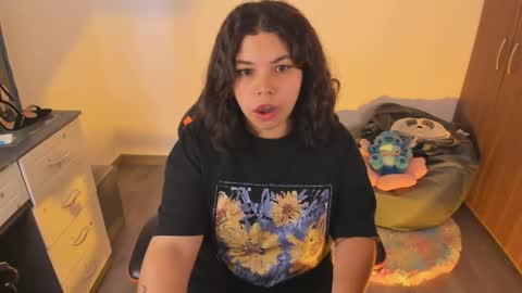 madelaine_taylor online show from October 5, 4:05 pm