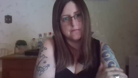 madelinebeau online show from April 11, 2:27 am