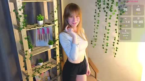 Hey Hey my name Victoria online show from May 10, 5:07 pm