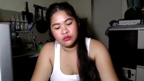 Snapshot of madelline2001 chatting on July 14, 5:18 pm madelline2001 online show from July 14, 5:18 pm