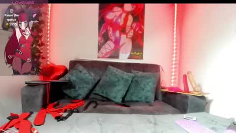 Snapshot of madelyn_noir chatting on June 27, 10:37 pm Madelyn online show from June 27, 10:37 pm