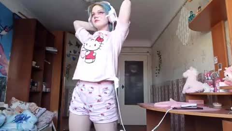 Alice Kaneki online show from February 11, 6:07 am