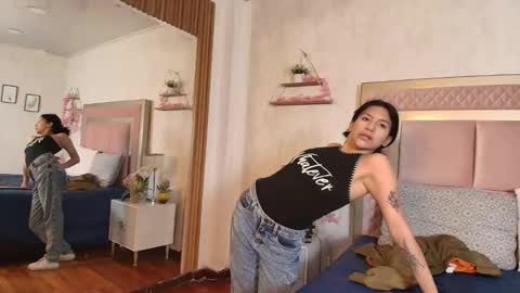 madhison_5 online show from April 16, 12:06 pm