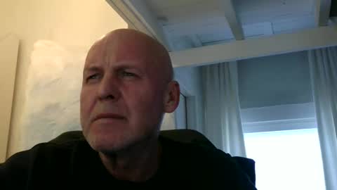 madio1187940 online show from January 11, 2:25 pm