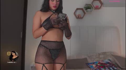 Valentina   1030   530  -  online show from December 23, 7:06 am