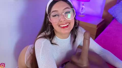    online show from November 4, 7:13 pm