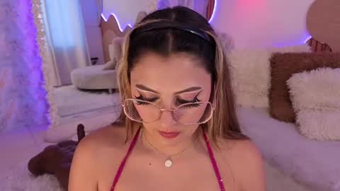    online show from April 6, 7:04 pm