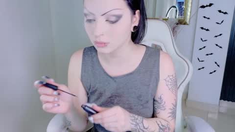 Snapshot of madison_jacksonn chatting on May 14, 6:58 pm madison_jacksonn online show from May 14, 6:58 pm
