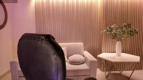 Madison Kane online show from June 19, 11:14 am
