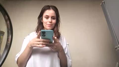 My name is madi Lushdomi is activeThere are legends that in this room all your wishes can come true  Private is Open online show from May 29, 5:44 pm