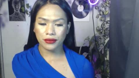 MADISONWILL online show from March 29, 1:55 pm