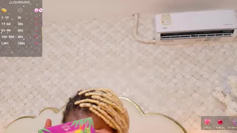 Madisson Lopez online show from November 23, 8:52 pm