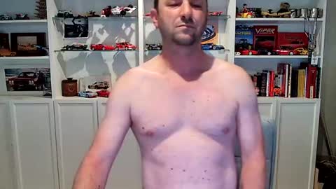 madmax3934 online show from June 20, 4:04 am