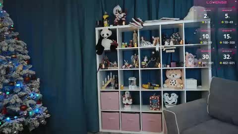 Alice online show from December 17, 6:09 pm