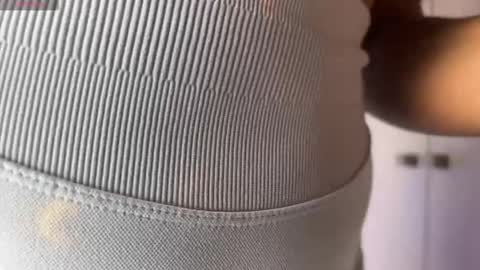 Snapshot of madsnextdoor chatting on October 6, 8:28 pm Maddie online show from October 6, 8:28 pm