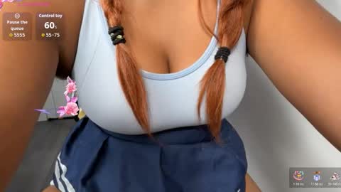 Snapshot of madsnextdoor chatting on November 4, 9:03 pm Maddie online show from November 4, 9:03 pm