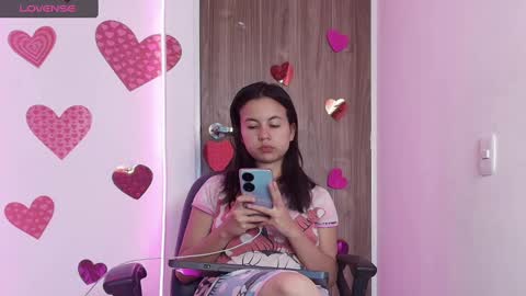 Snapshot of mady_gh chatting on March 2, 3:34 am mady online show from March 2, 3:34 am