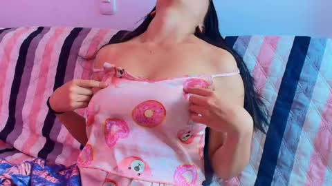 Snapshot of mady_gh chatting on September 25, 3:54 am mady online show from September 25, 3:54 am